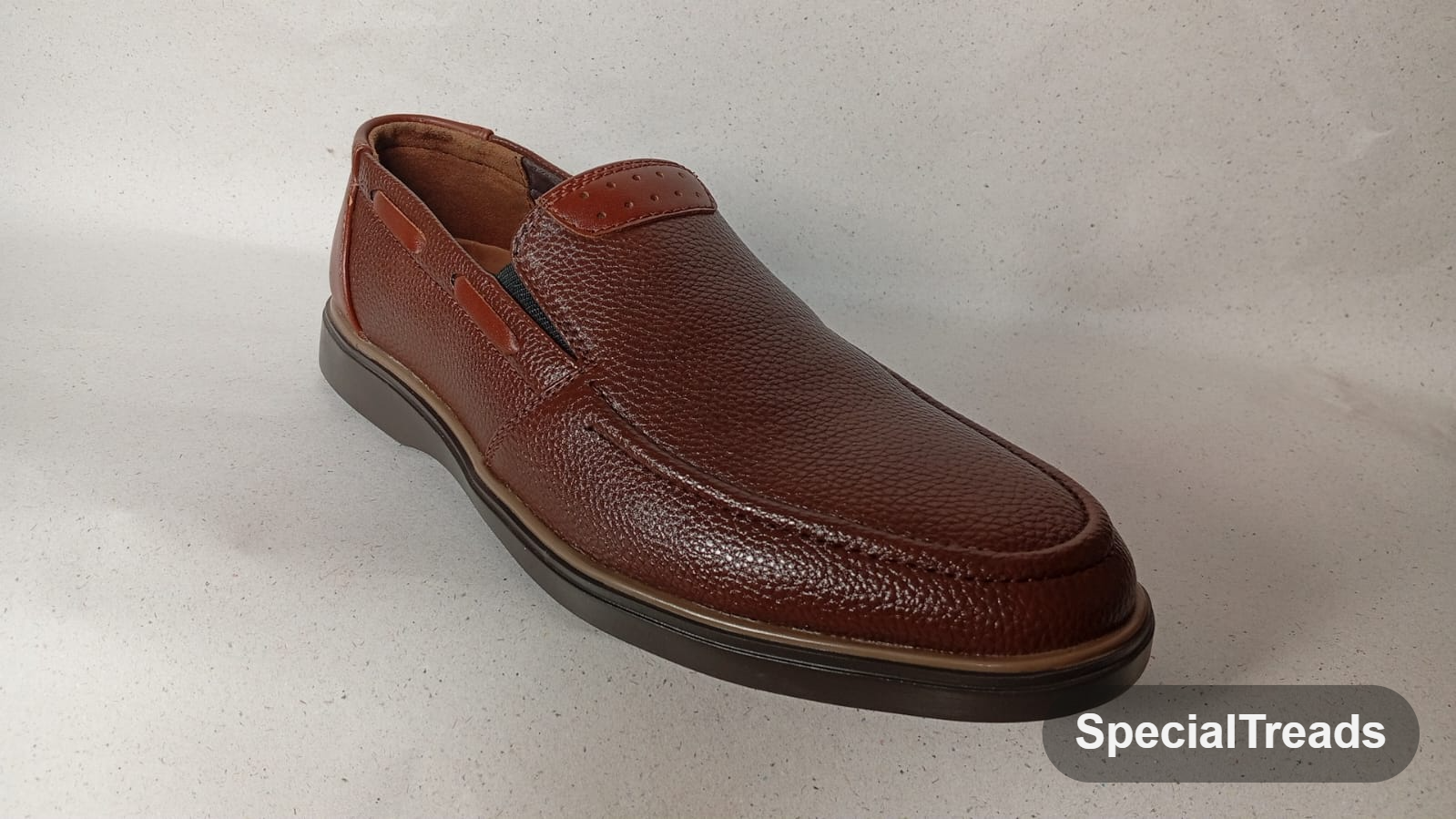 SpecialTreads Men's Pebbled Leather Slip-On Loafer – Tan