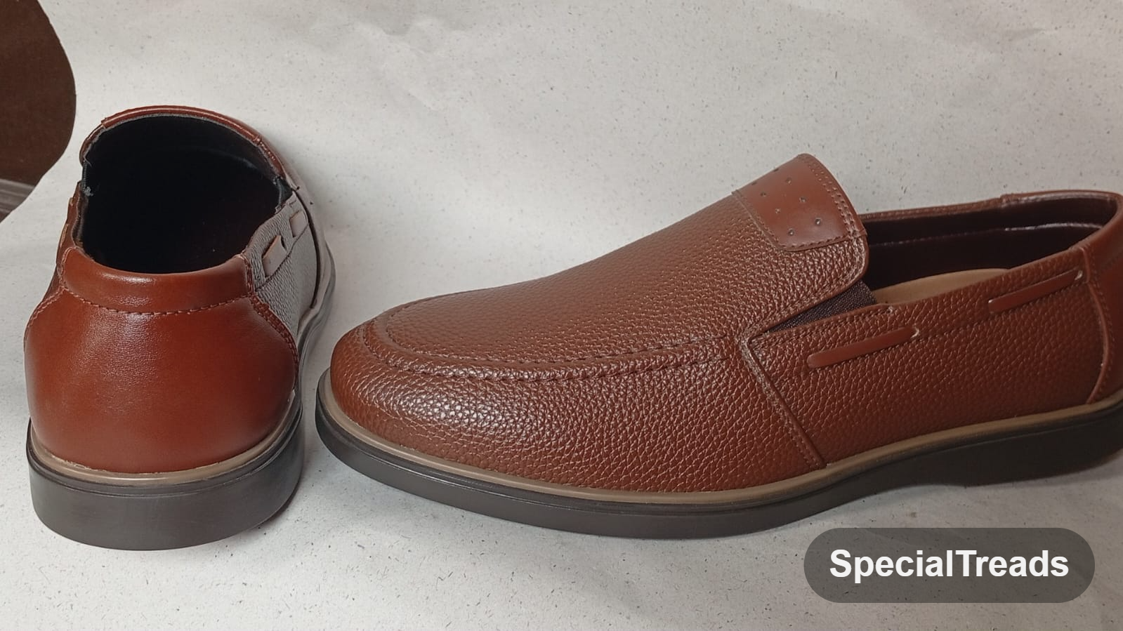 SpecialTreads Men's Pebbled Leather Slip-On Loafer – Tan